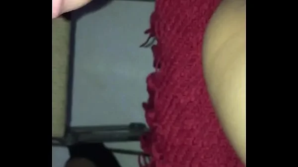 Rica mocosa le gusta que le revienten el culo