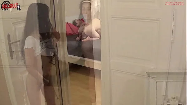 I spy on my boyfriend and his stepsister having sex thinking I'm not home